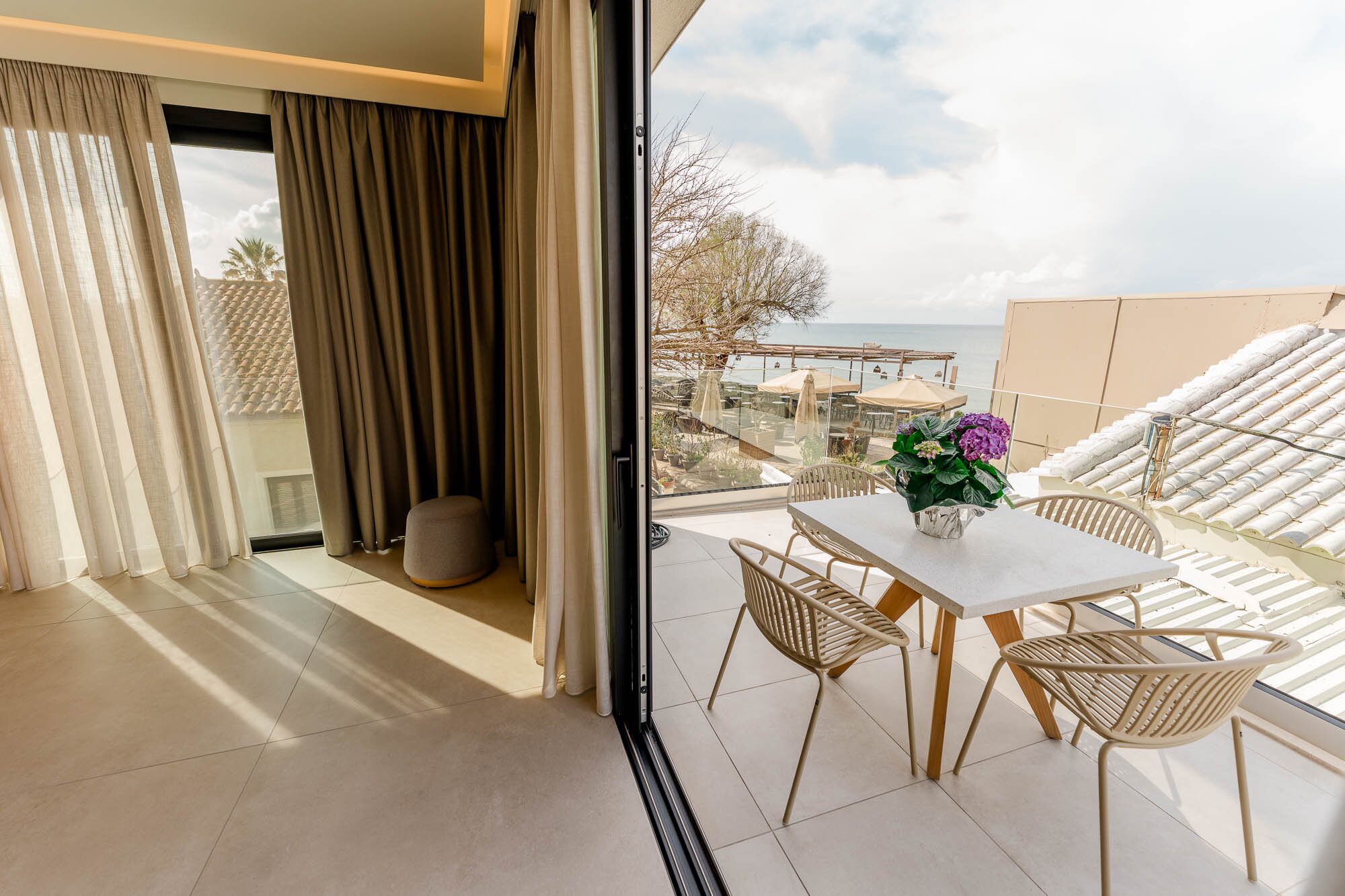 Deluxe Double Room Sea View 5