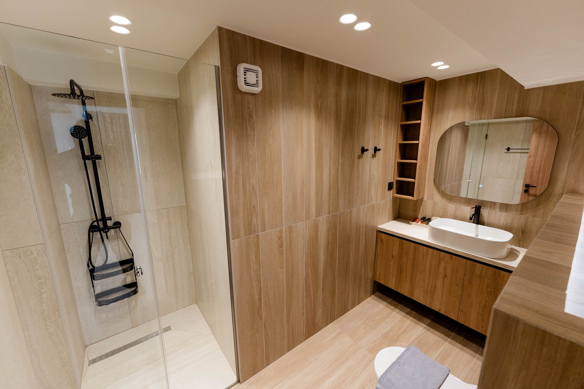 Premium Two-Bedroom Loft Suite Premium Two-Bedroom Loft Suite 11