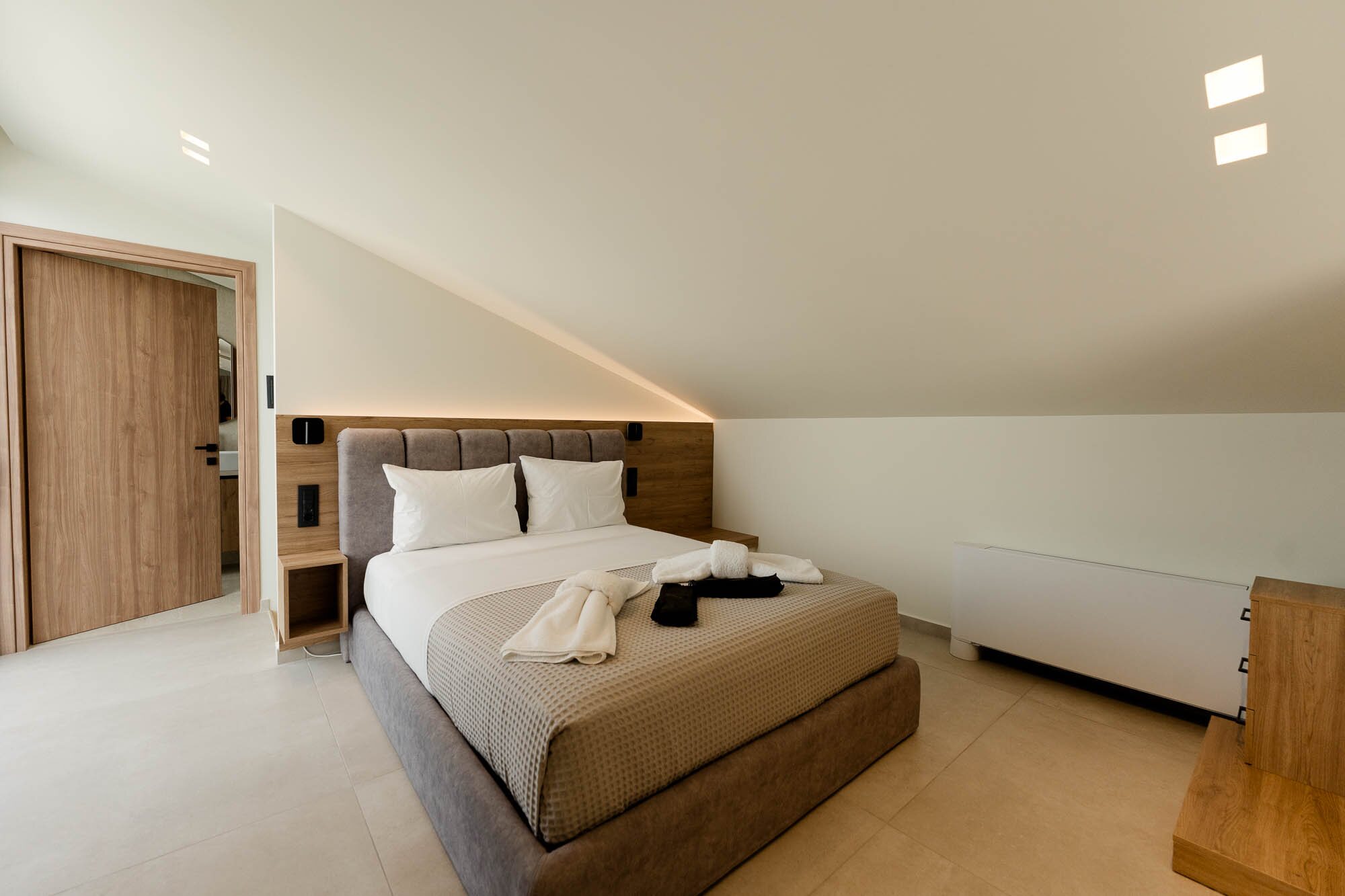 Premium Two-Bedroom Loft Suite Premium Two-Bedroom Loft Suite 3